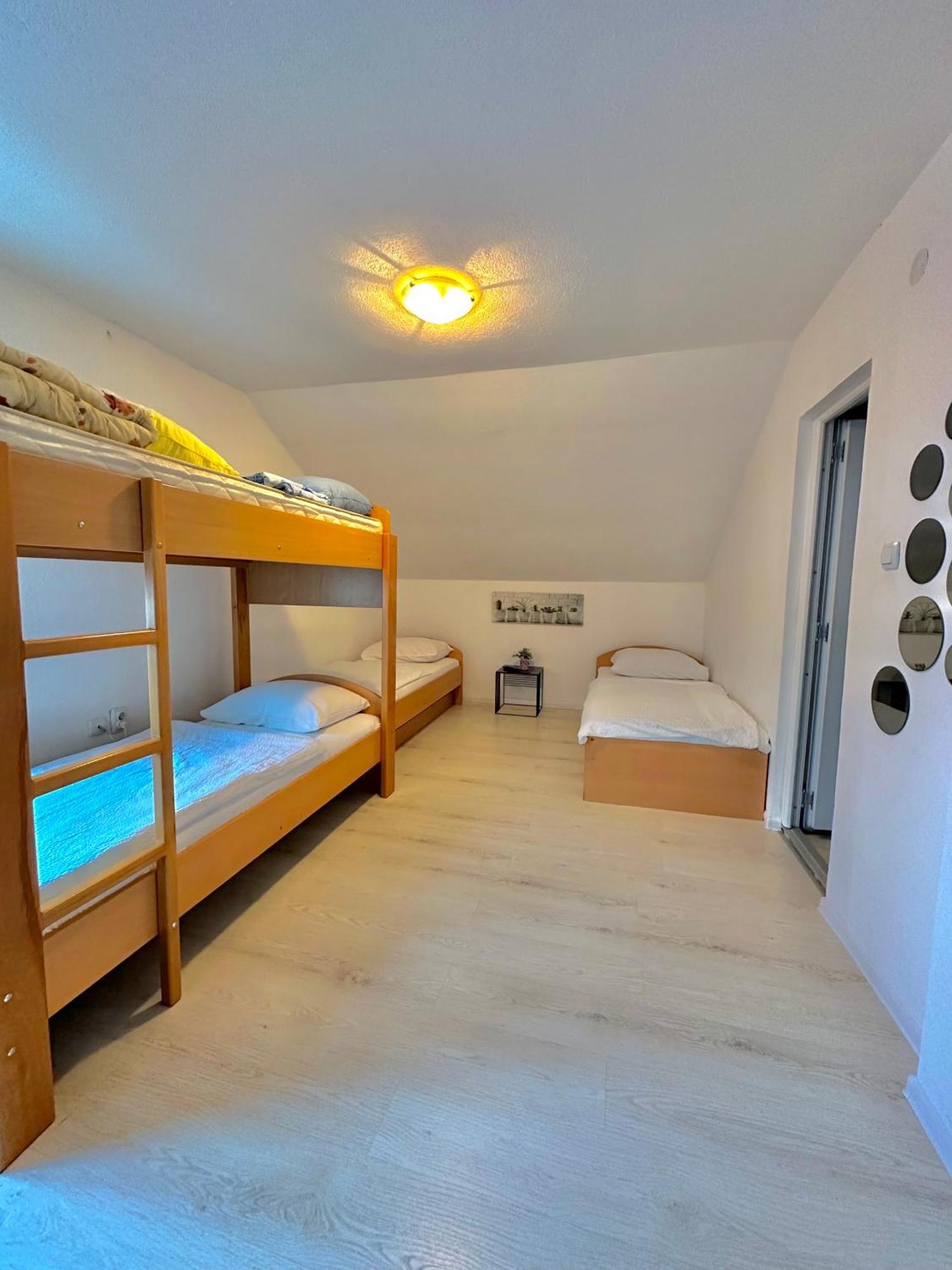 Hostel Herz Banja Luka Luaran gambar