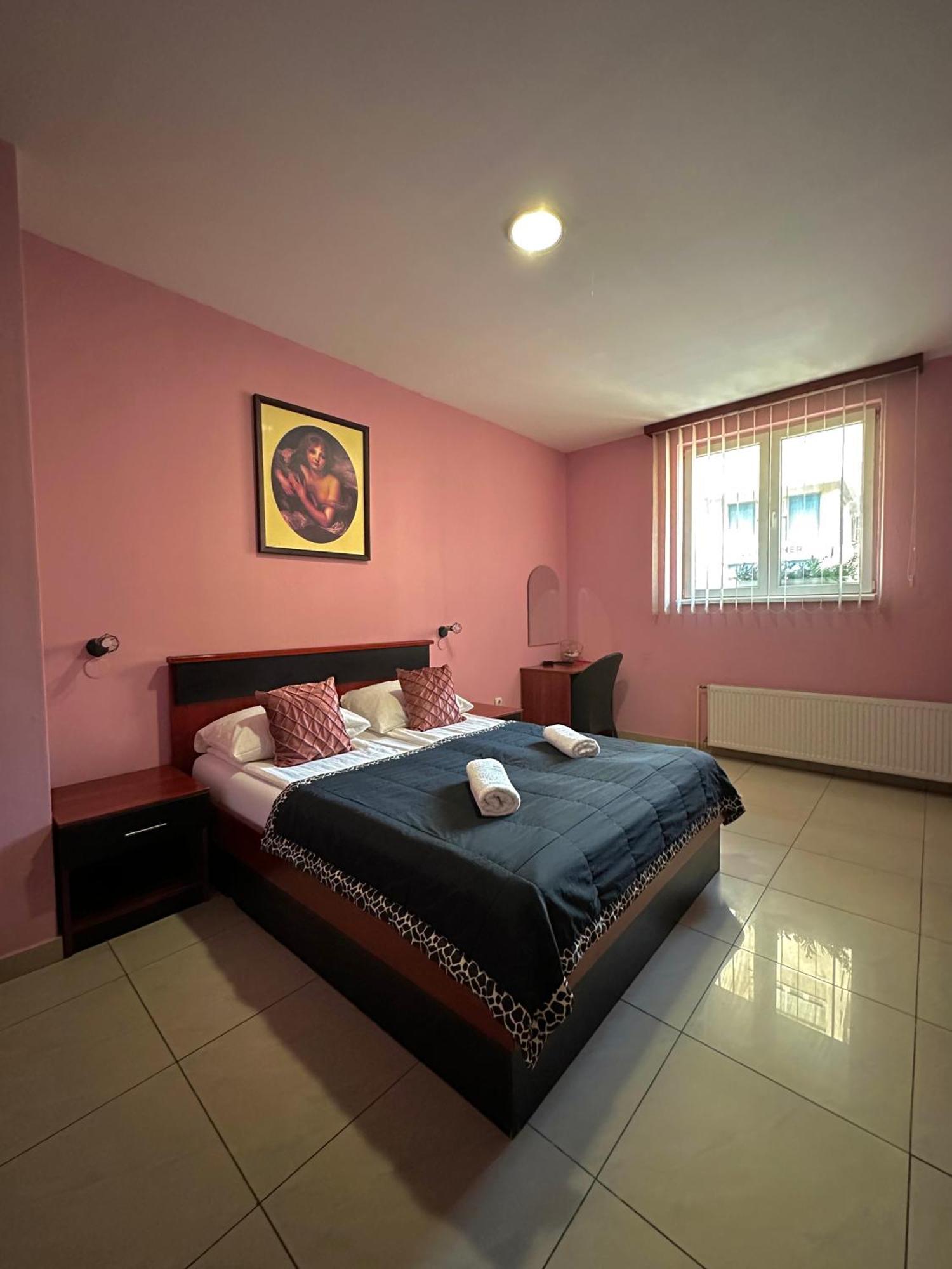 Hostel Herz Banja Luka Luaran gambar