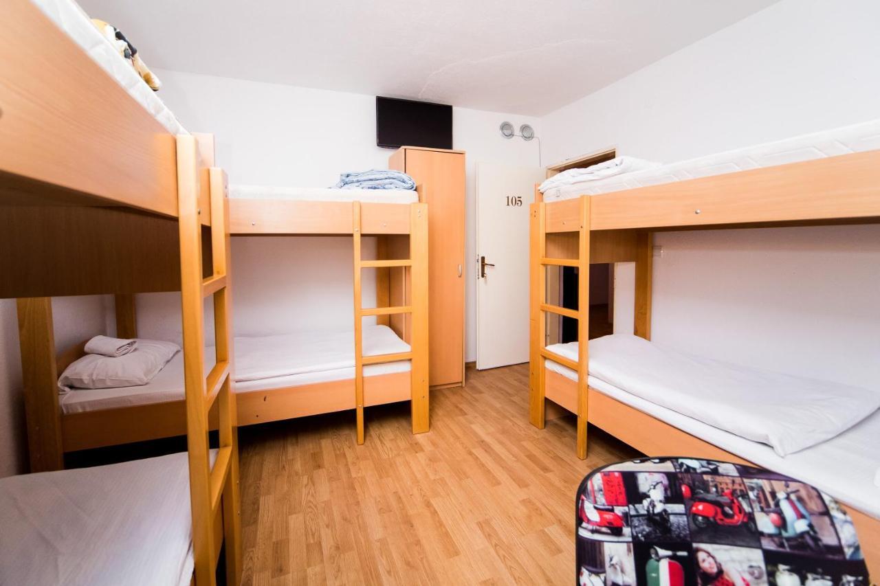 Hostel Herz Banja Luka Luaran gambar