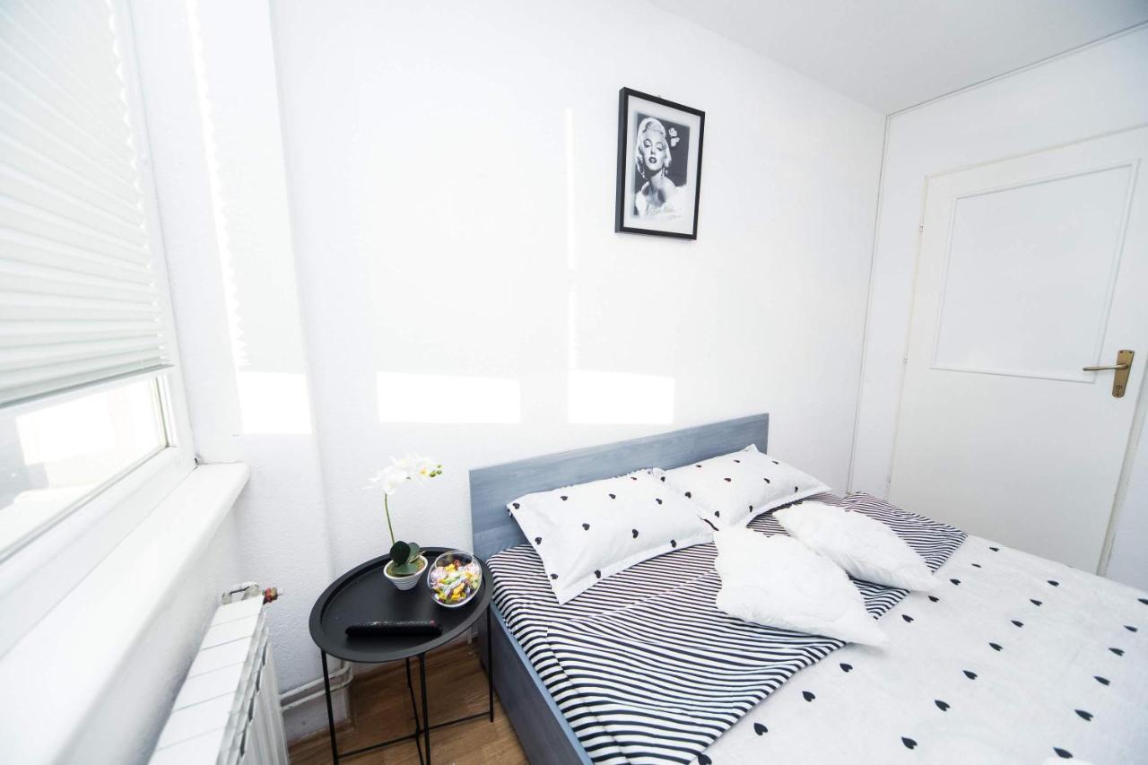 Hostel Herz Banja Luka Luaran gambar